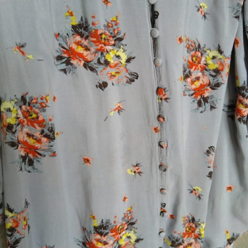 Torrid Floral Blouse Size 3 - Picture 3 of 8